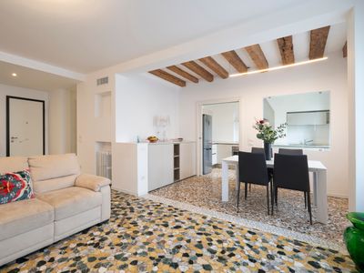 So Beautiful Venice • Canal&Garden View •