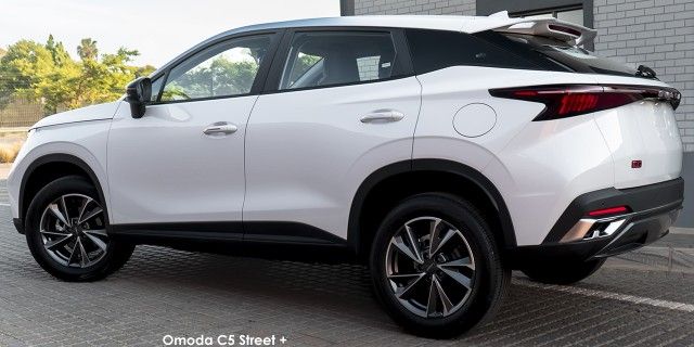 OMODA C5 1.6T GT - 3 