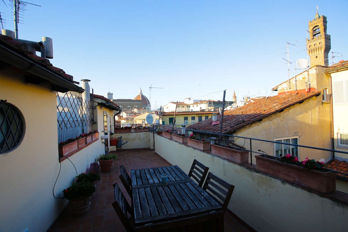 Casa Imad – Ponte Vecchio Attico vista Duomo gallery image 5