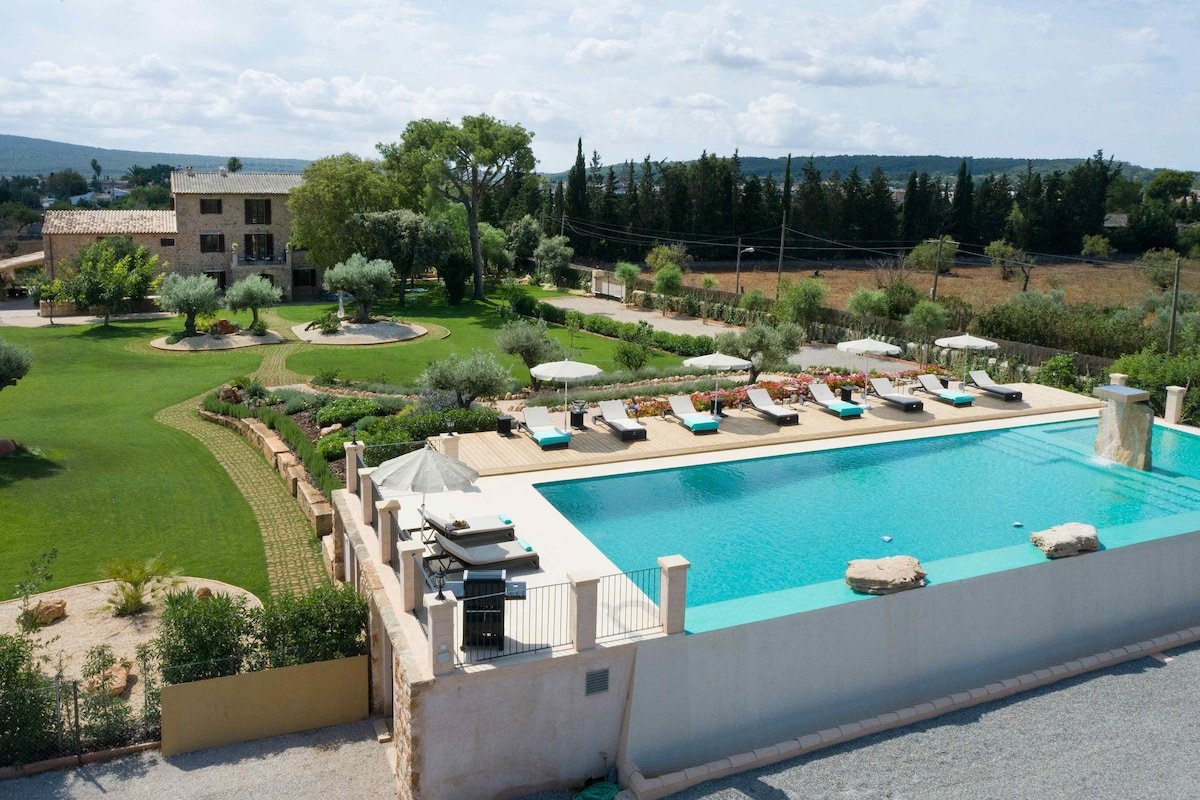 Finca Ullastre gallery image 2