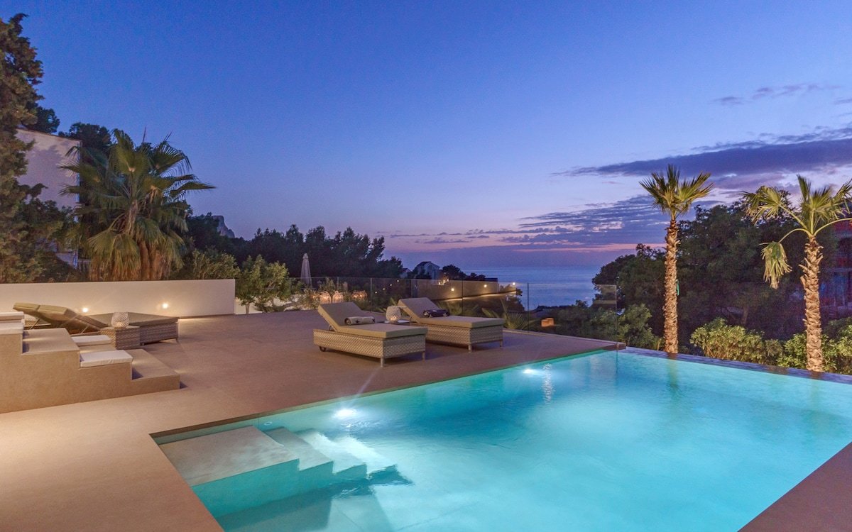 casa de lujo con vista al mar puerto andratx gallery image 2