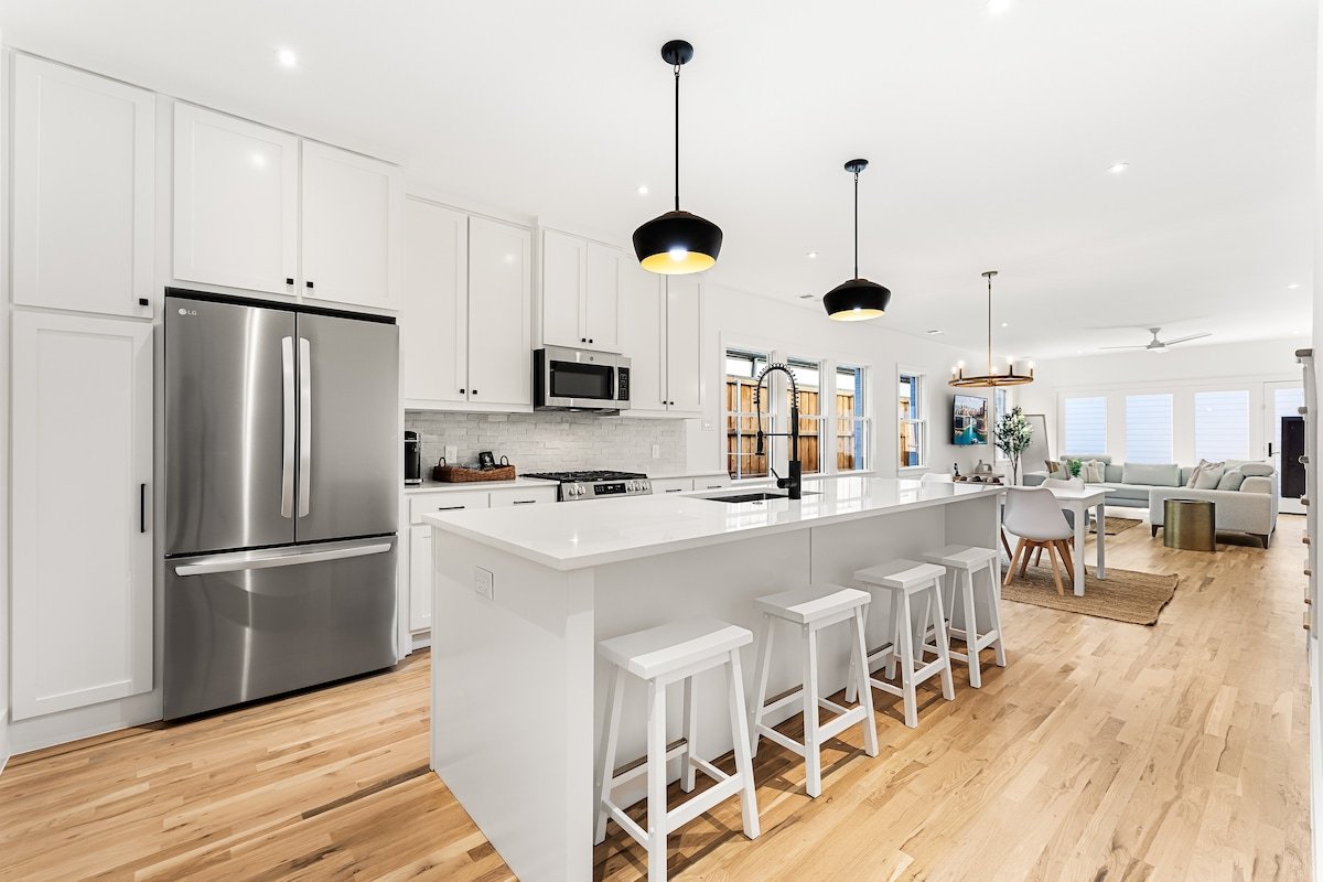 Luxury Modern Home – The Greenville II gallery image 3