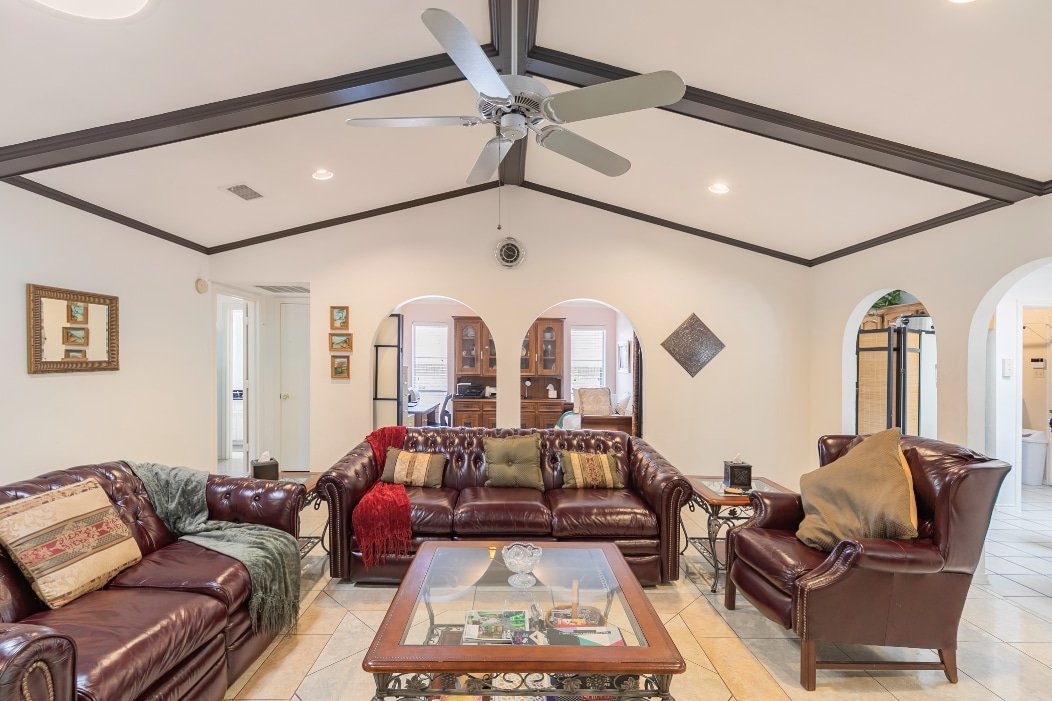 Two Houses within 1 Mile w/ 8 BR 5 BA 2 Pools/Spas gallery image 5