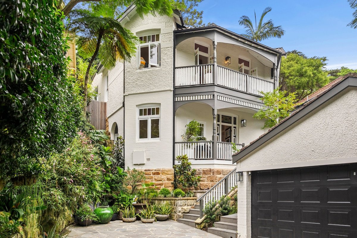 Tranquil city escape gallery image 2