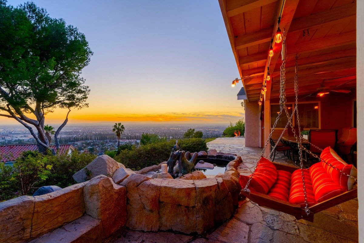 Los Angeles City Views Home with outdoor Jacuzzi gallery image 4