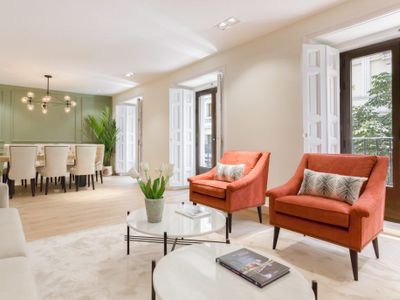 NUEVO: Amplio y luminoso en pleno centro