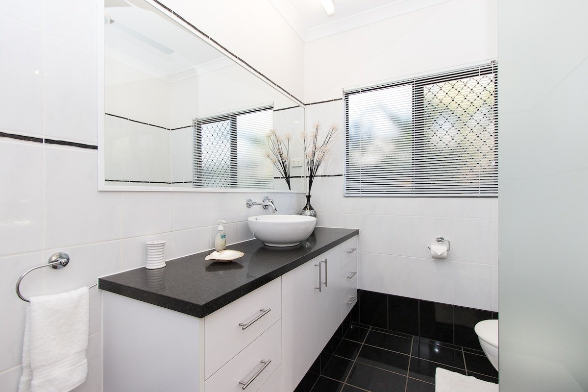 Kyle’s Cottage gallery image 5