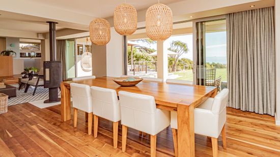 House Riomar Dining Area