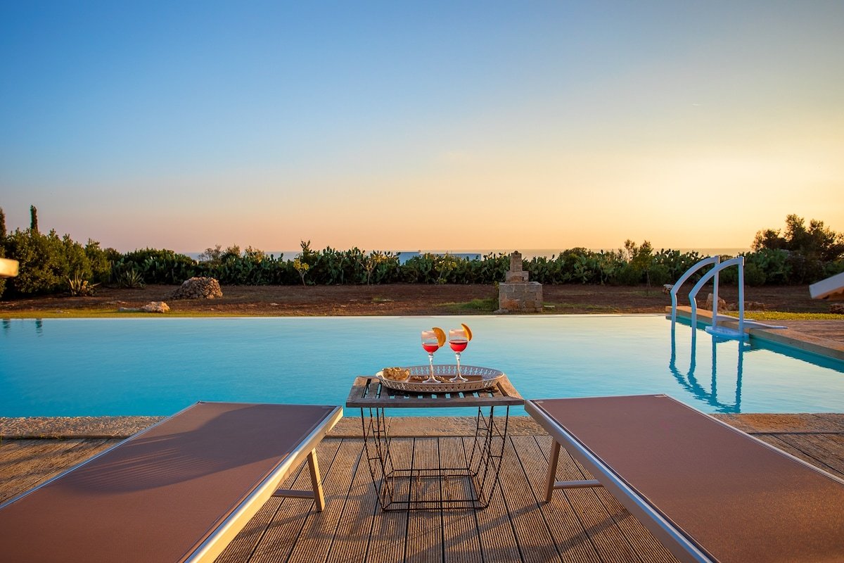 Villa Ella SalentoSealovers con piscina sul mare gallery image 5