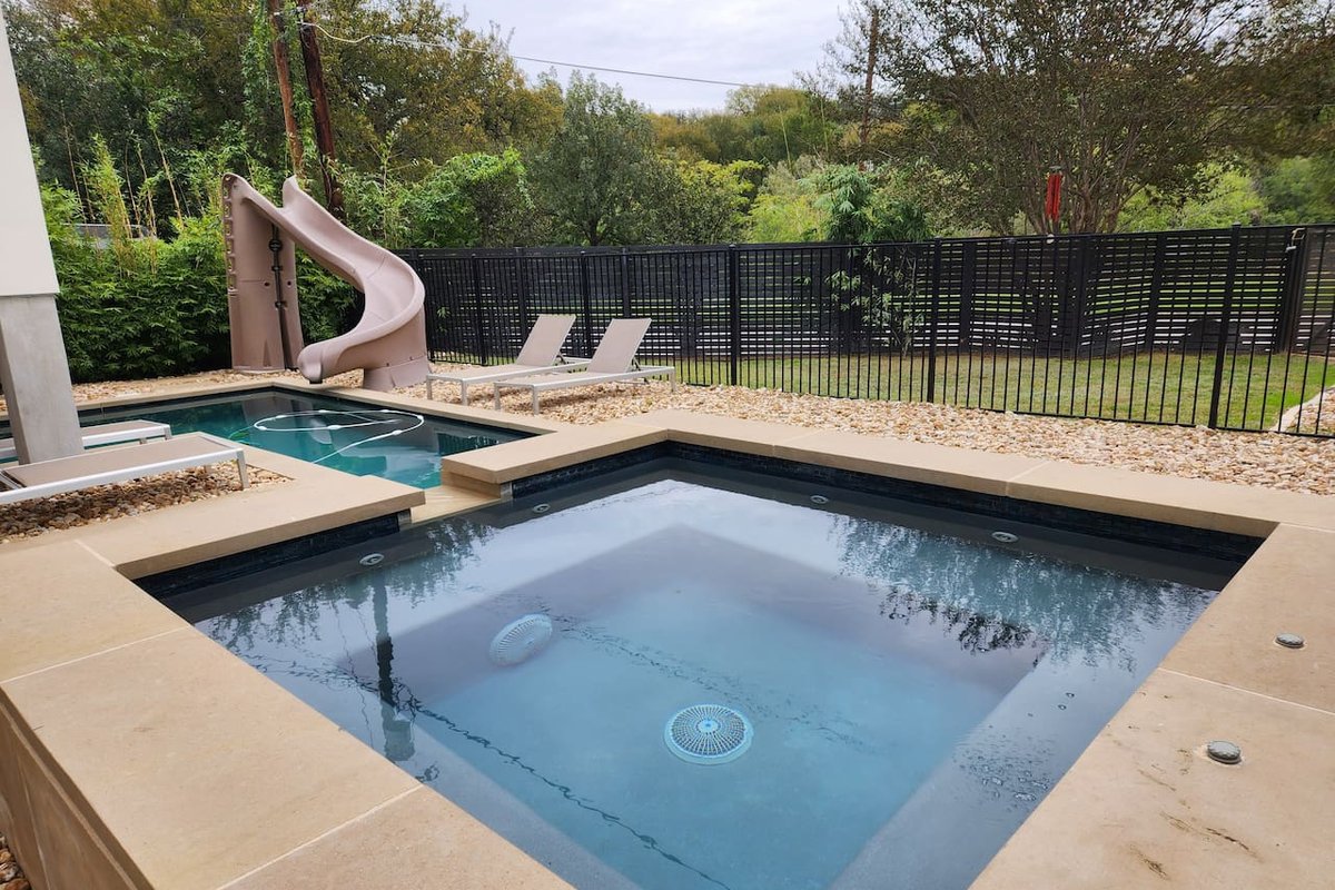 central contemporary w/ POOL and SPA