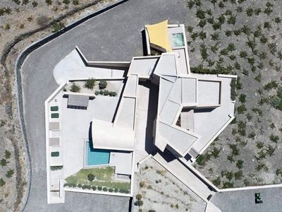 Royal Albus Court with Private Pool