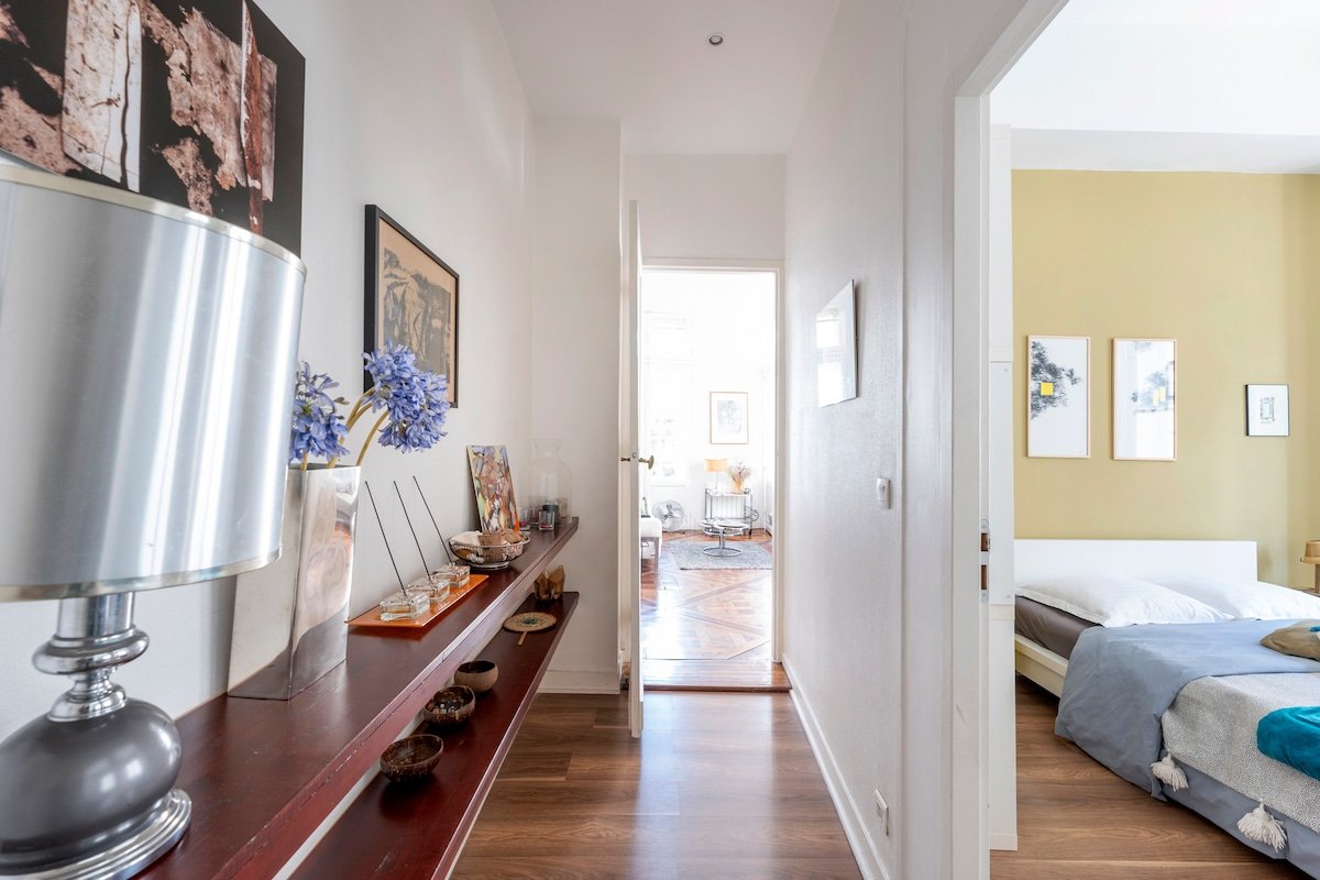 Place du Palais – Centre historique – Grand balcon gallery image 4