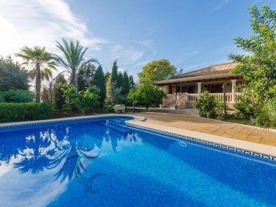 Cas Padrins, villa con piscina privada en Mallorca