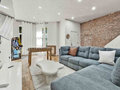 Massive Townhouse/Heart of Brooklyn w Arcade games