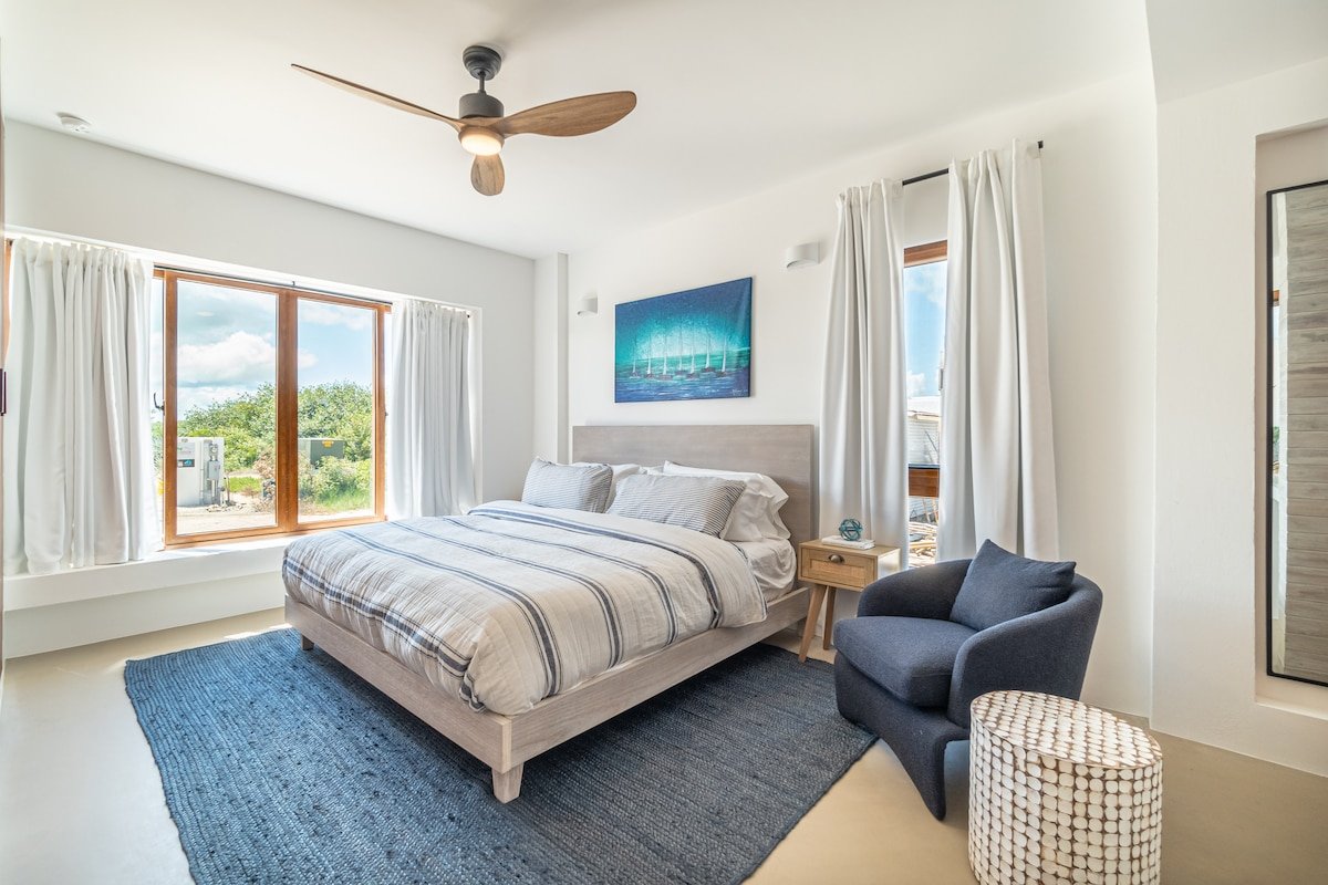 Casa Brisa & The Pool Club @ Mahogany Bay! gallery image 5