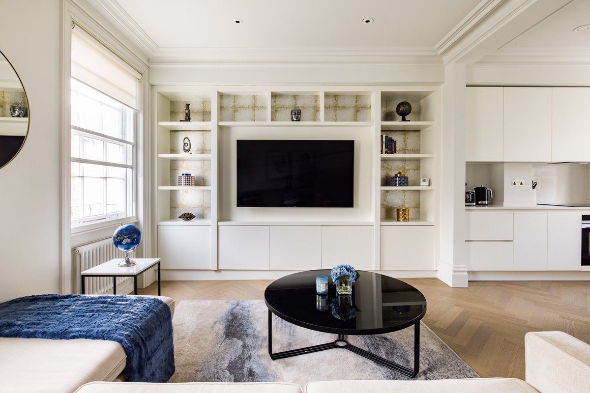 Mr Belgrave Deluxe AirCon Available