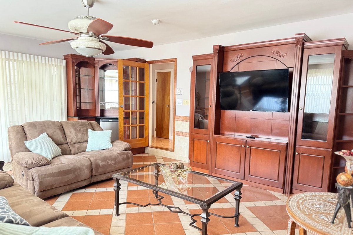 Huge 4BR/2Bath/Free Parking/NYC/ EWR/ MetLife