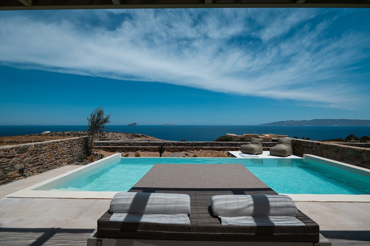 Onos Luxury Villas Kythnos Two gallery image 2