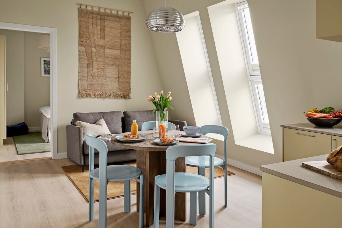 Two-Bedroom Attic Apartment for 4 gallery image 2