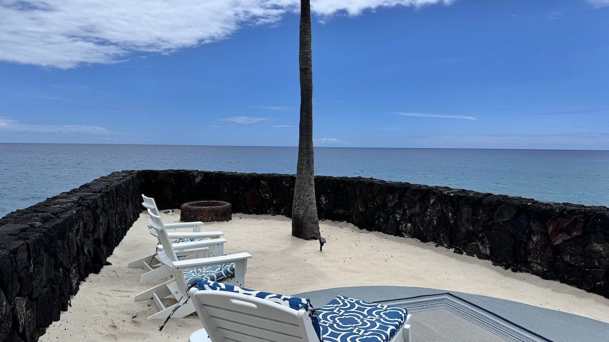 Stunning Ocean Front Home gallery image 2