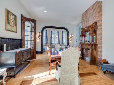 Stunning Victorian Mansion By Cathedral w/ Arcade!