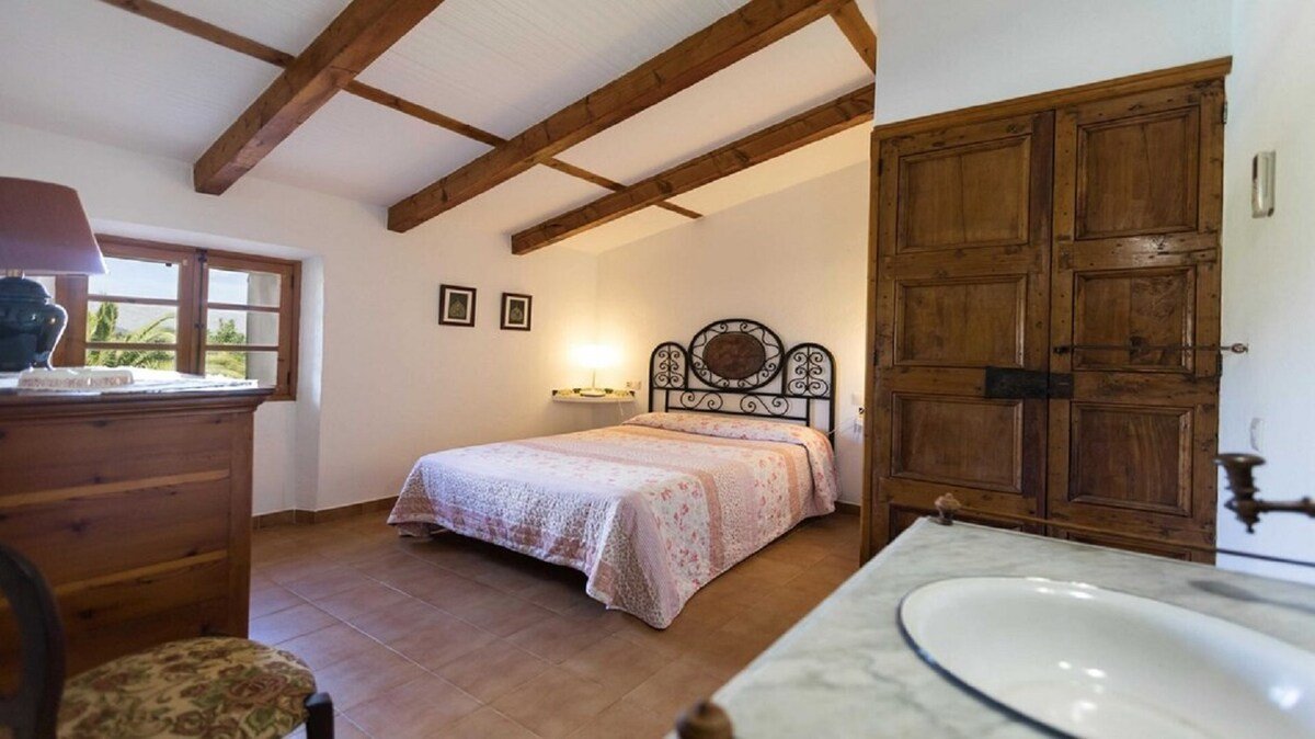 Villa Nord – Typical Majorcan Villa gallery image 5