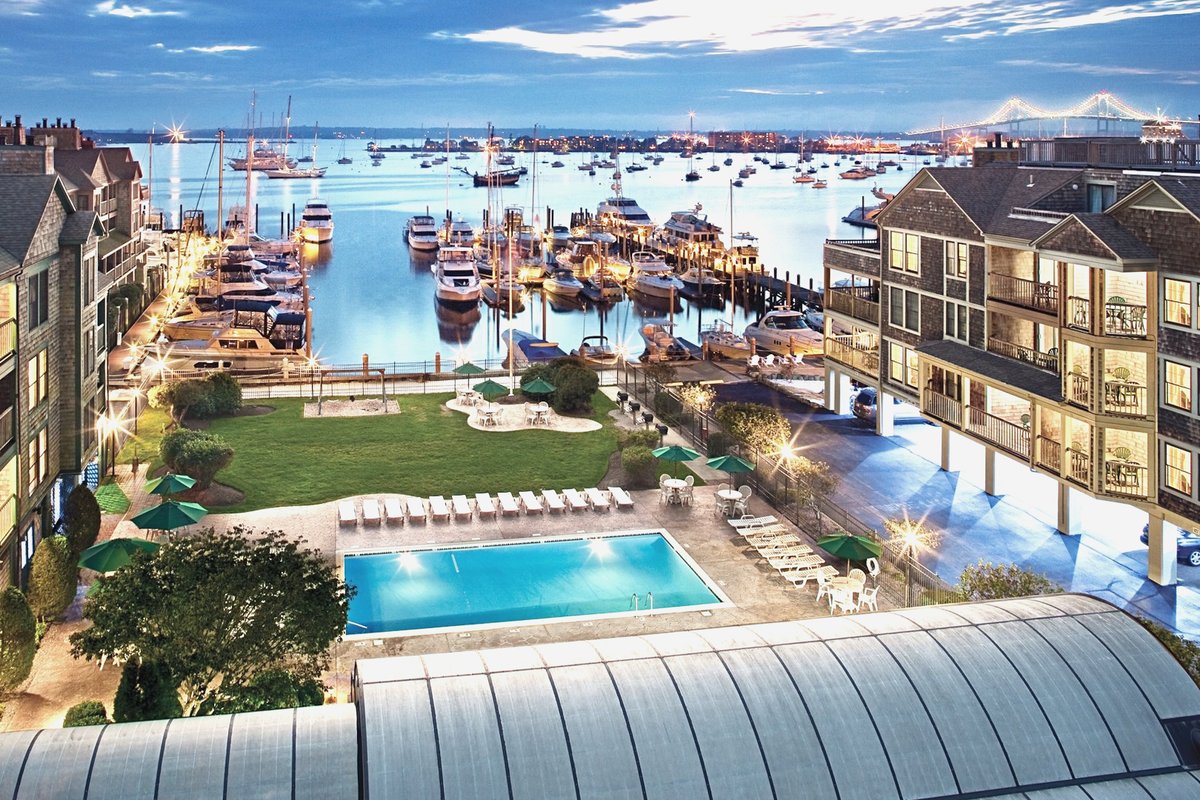 Harbor-side Condo Resort in Newport, Ocean View!