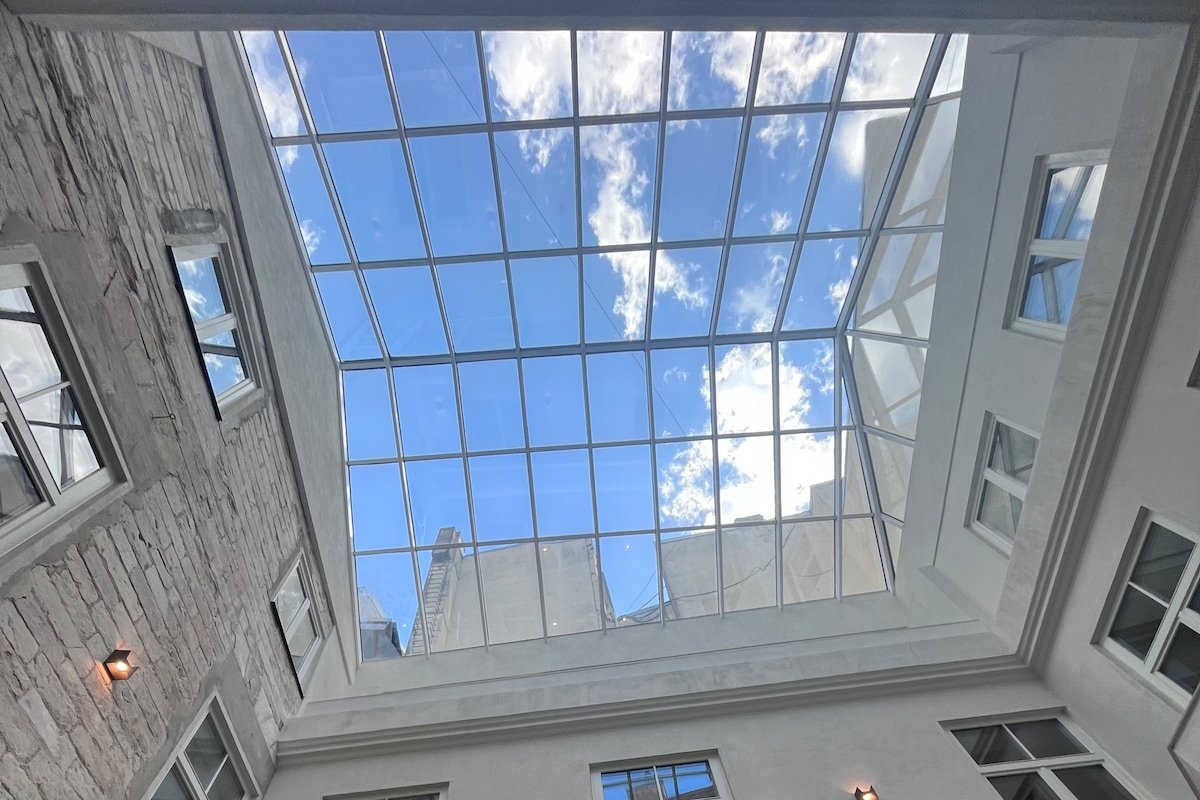 Riga Old Town Luxury Aparthotel | Location & View gallery image 2