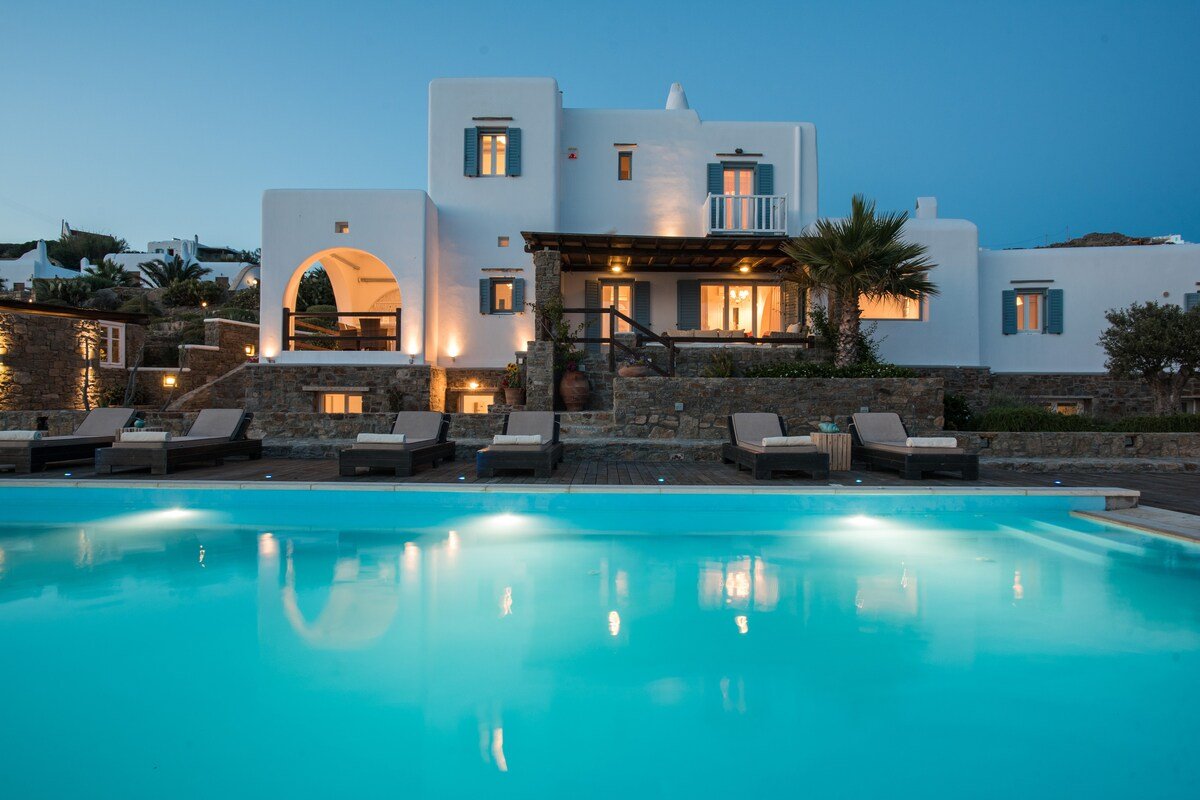 Private villa Elan Fanari Mykonos gallery image 3