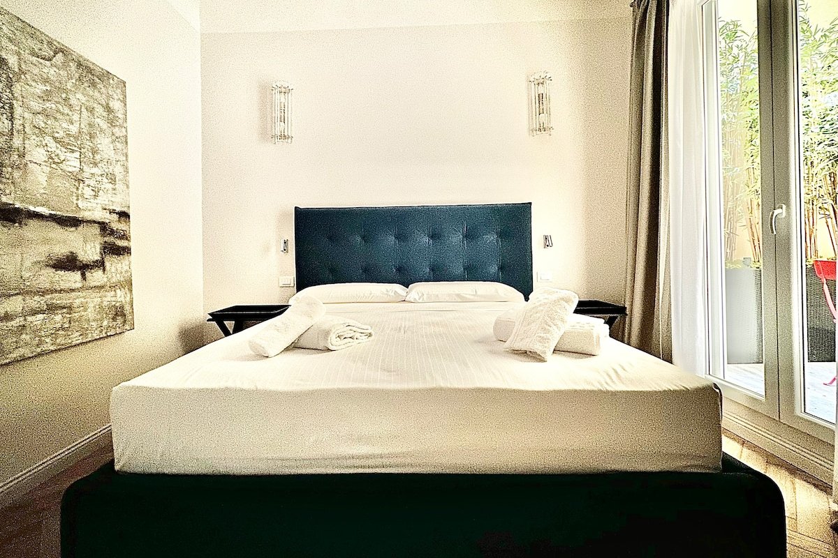 Zanobi Suite W/Private Patio Wi-Fi A/C 4BRs gallery image 5