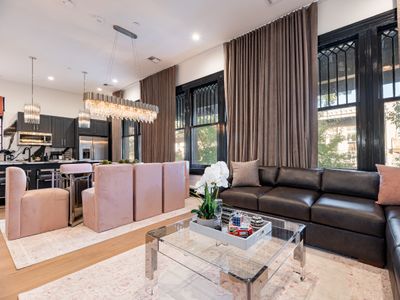 The Krewe 5BR Perfect Location Heated Pool