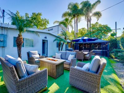 Shores Villa – Spa, Fire Pit, AC, Dream Yard