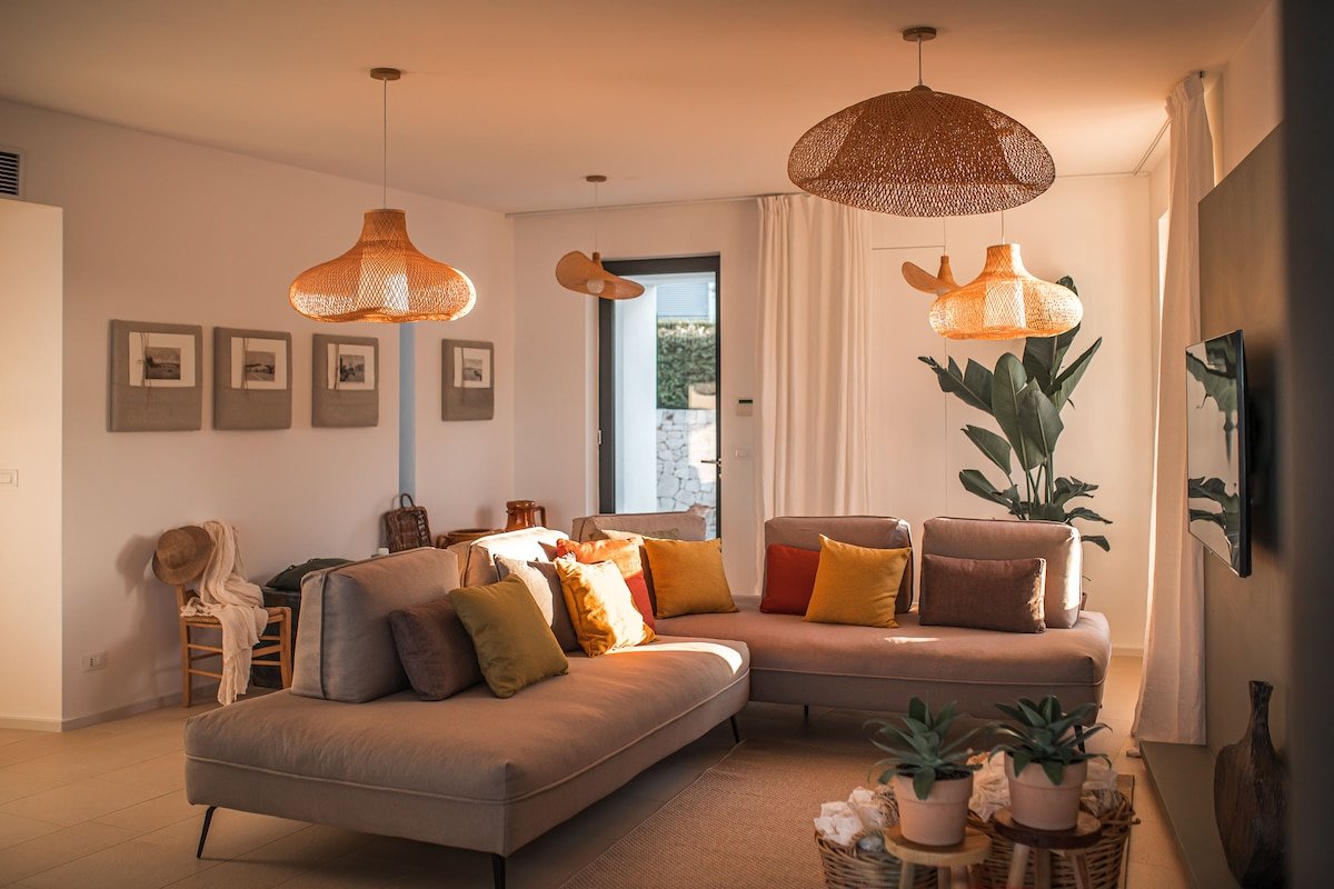 Seaview Villa with Large Pool and Great View gallery image 4