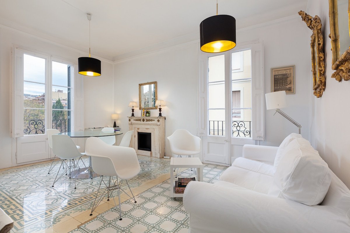 Sagrada Familia Temporary Rentals by Scenario Llum gallery image 4