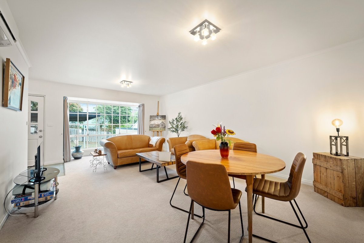 Hobart City Townhouse gallery image 2