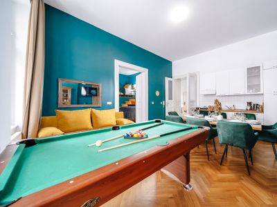 Billiard Haven in the Heart of Prague Group Stay