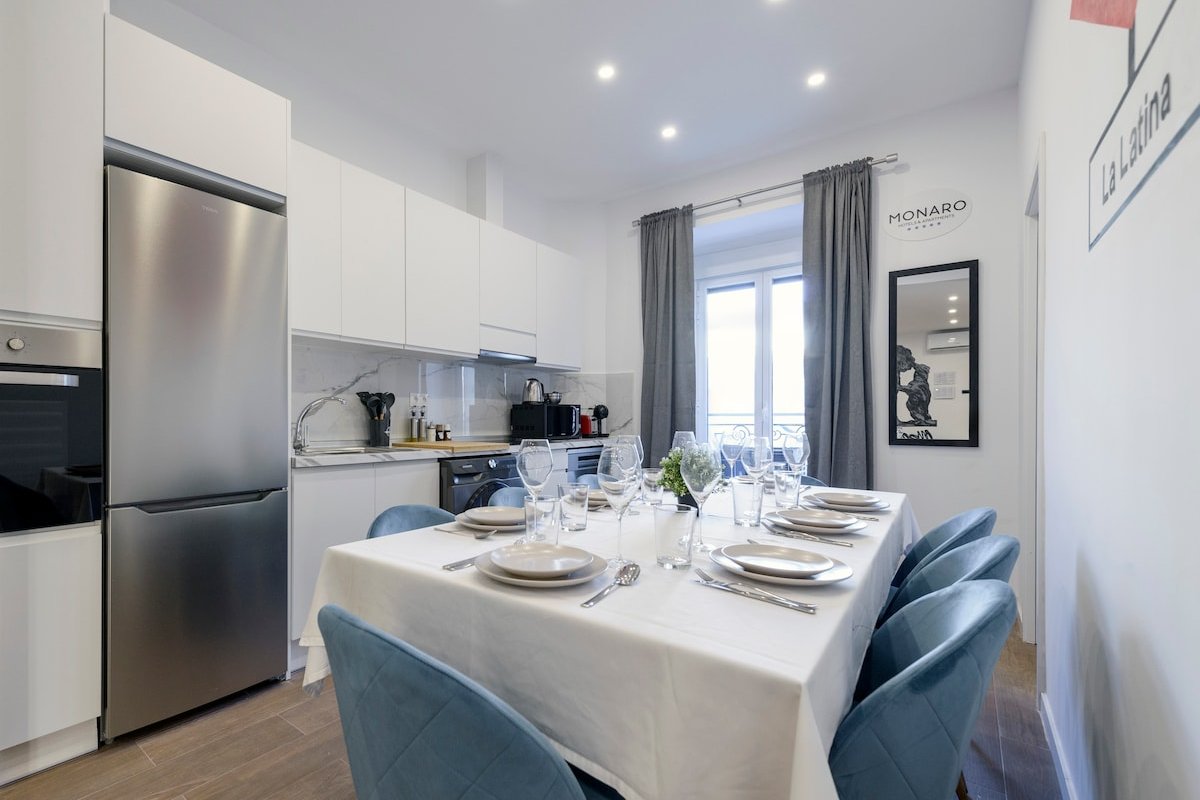 Palacio Real DownTown. 5BR 3BTH. NEW gallery image 2