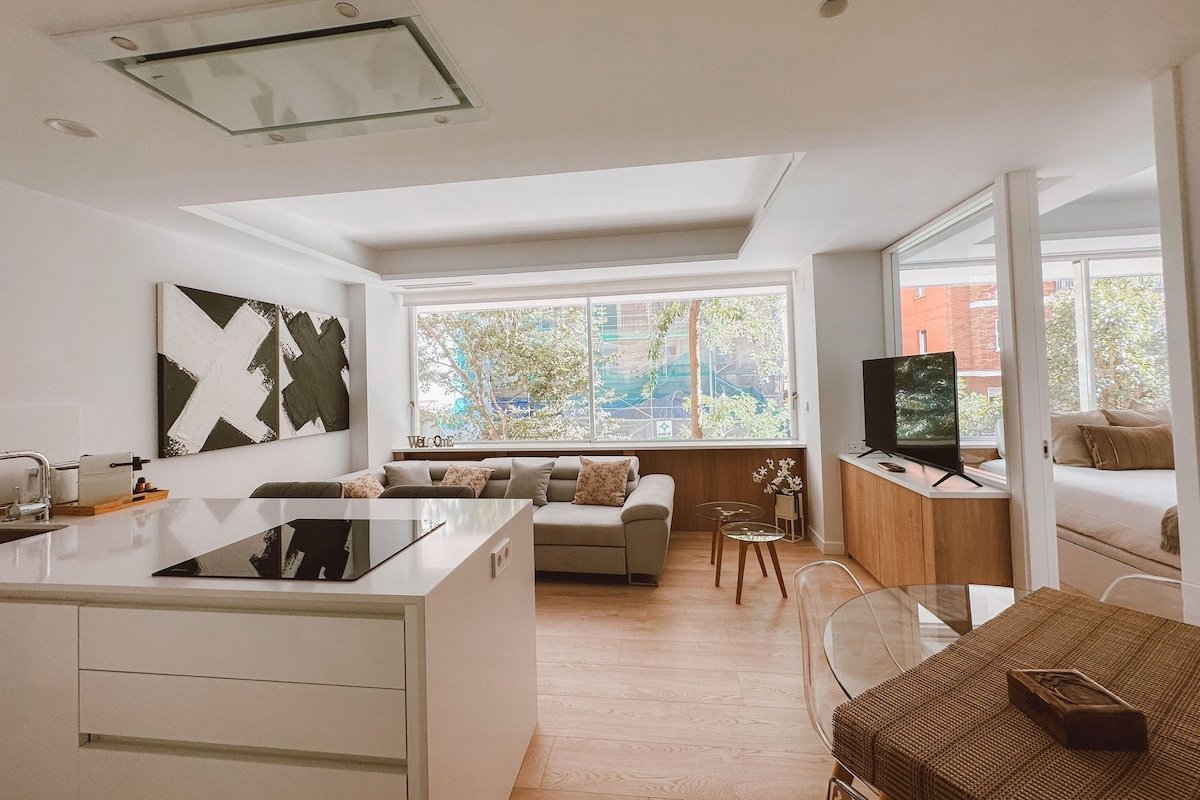 Chamberí Living – New Luxury Apartment (B+C) gallery image 5