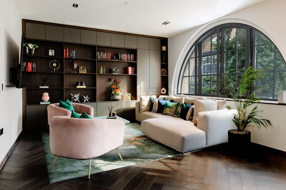 TiPToP Oxford St! Family Unique QUIET Design Haven