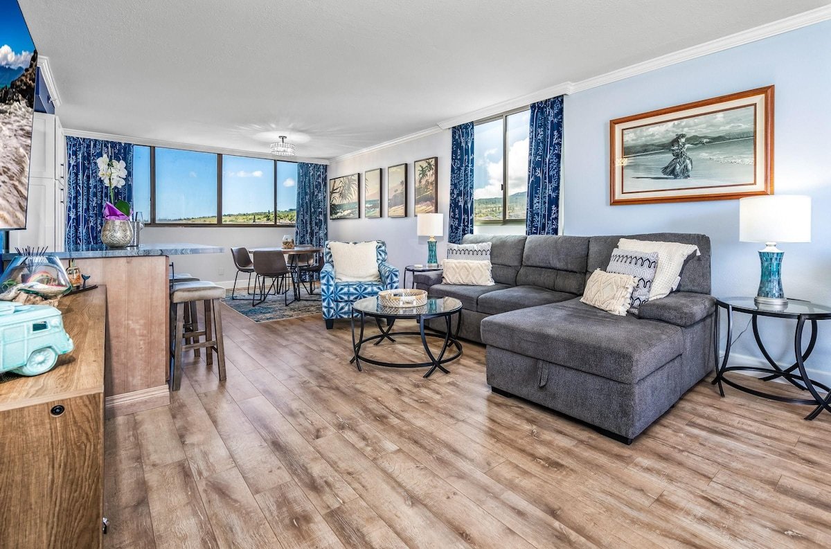 Spacious 4-BR Oceanfront 2Condos with Central AC gallery image 5