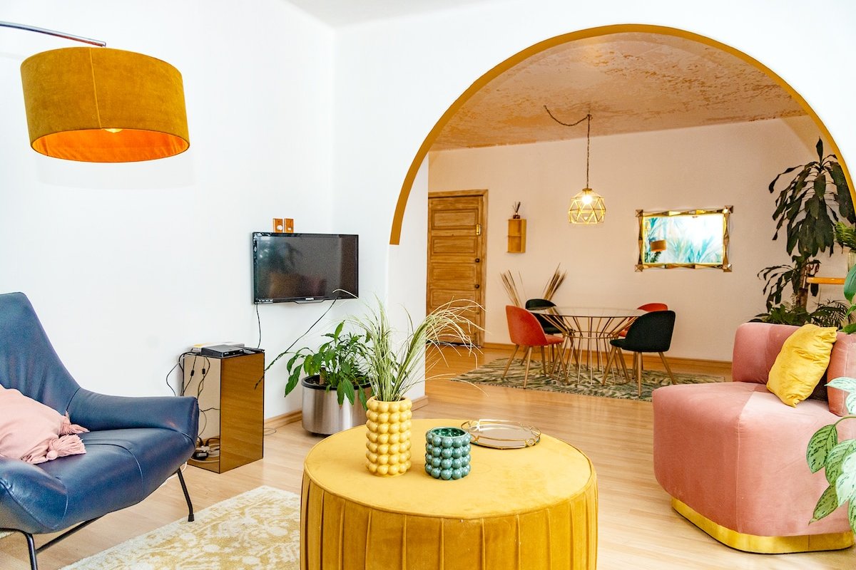 Masaryk Reach • Tropical Flat in Heart of Polanco gallery image 3