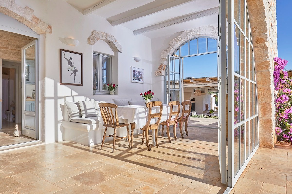 Trullo Carnevale, Ostuni, beautiful large pool gallery image 5