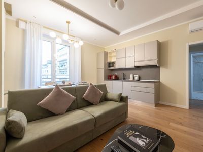 Design 2 Bedroom Apartment – 6 guests: Milan Duomo