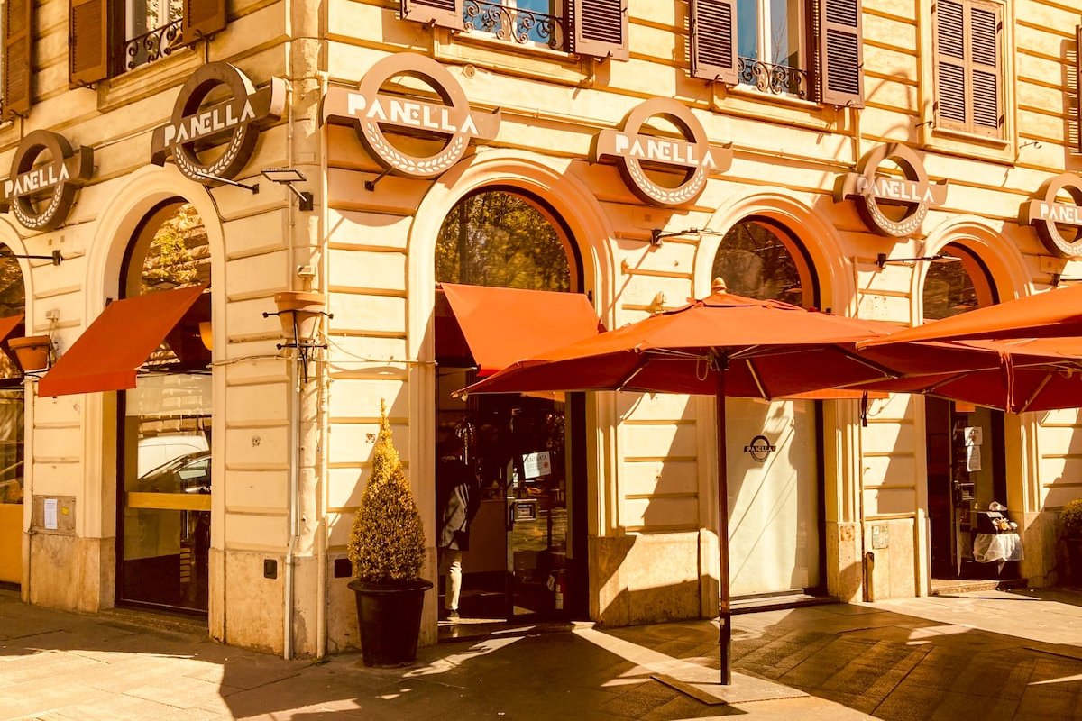 Colosseum Luxury Guest House / Entire Home gallery image 5