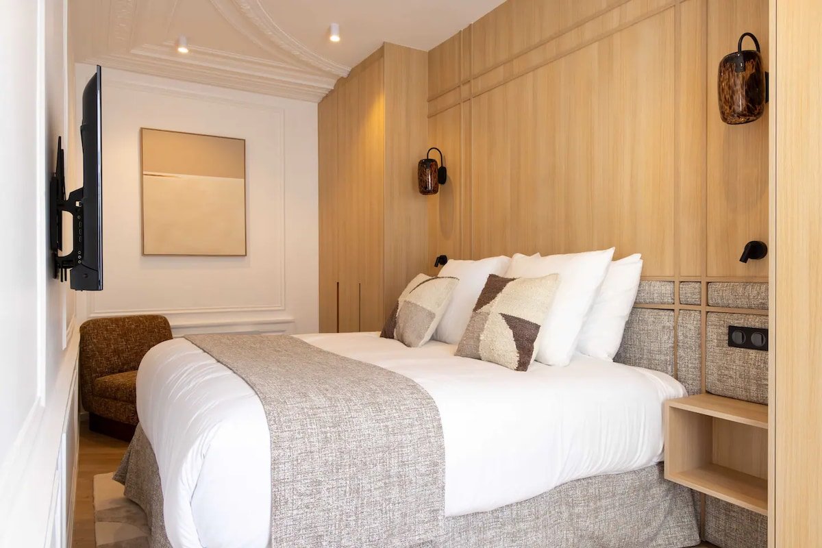 Splendid Apartment 2BR/6P Near Palais Royal AC gallery image 2