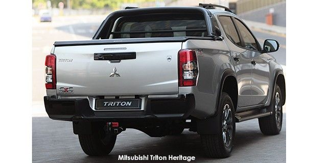 MITSUBISHI TRITON 2.4 Di-DC ARCTIC TRUCK 4X4 A/T P/U D/C - 67 