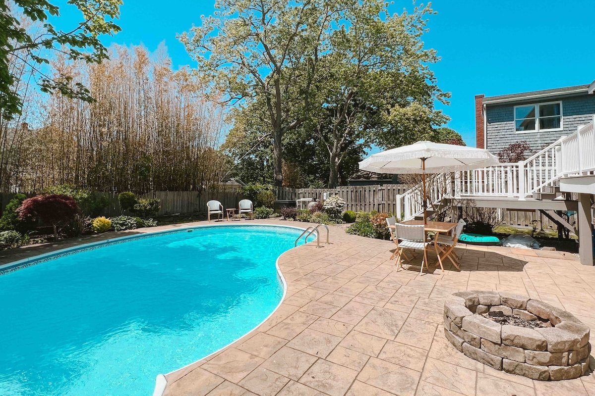 Island Escape with Salt Water Pool gallery image 2