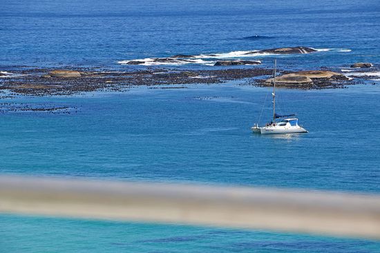 Photo 3 of Clifton Santorini accommodation in Clifton, Cape Town with 3 bedrooms and 2 bathrooms