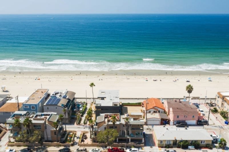 Breezy Balconies & Ocean Views! gallery image 3
