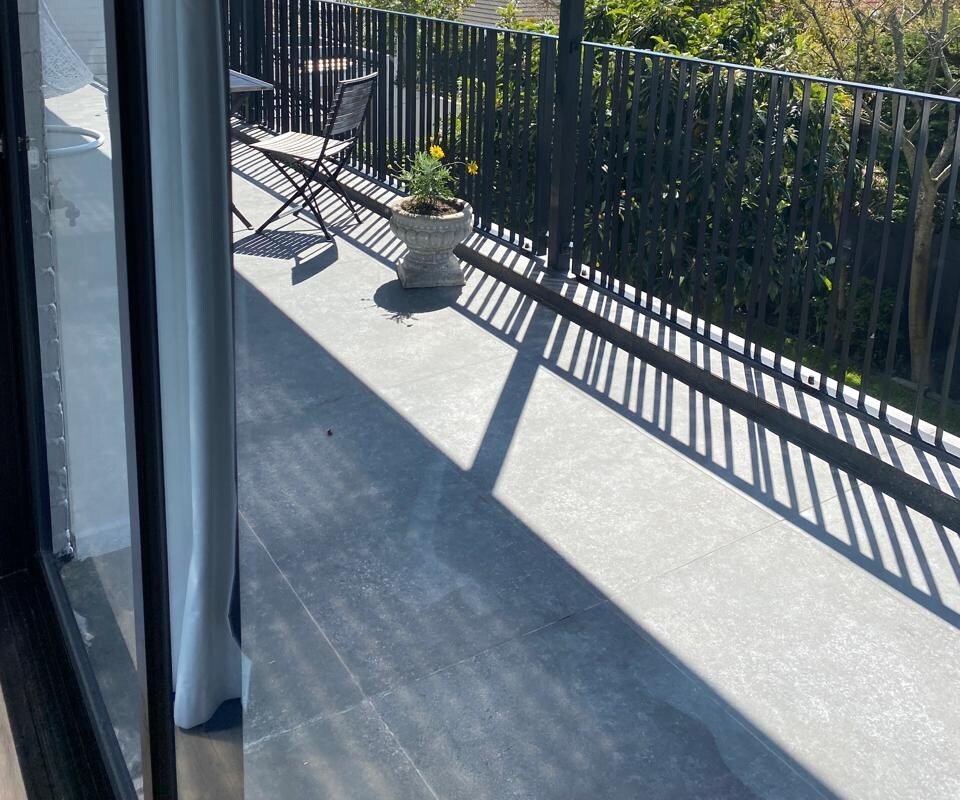 Stunning home with pool and view of Table Mountain gallery image 5